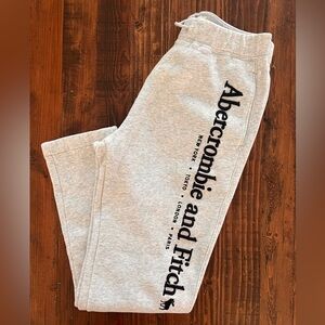 NWOT Abercrombie & Fitch Soft AF Fleece Sweatpants w/Logo Men’s XS